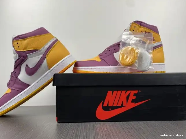 Rep 1 High OG Brotherhood Jordan Air 555088-706 0408